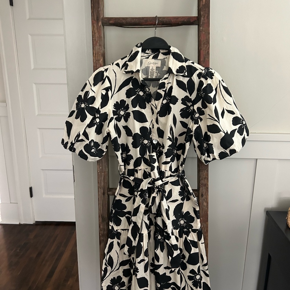 Jessica Simpson Black and White Puff Sleeve Sundress